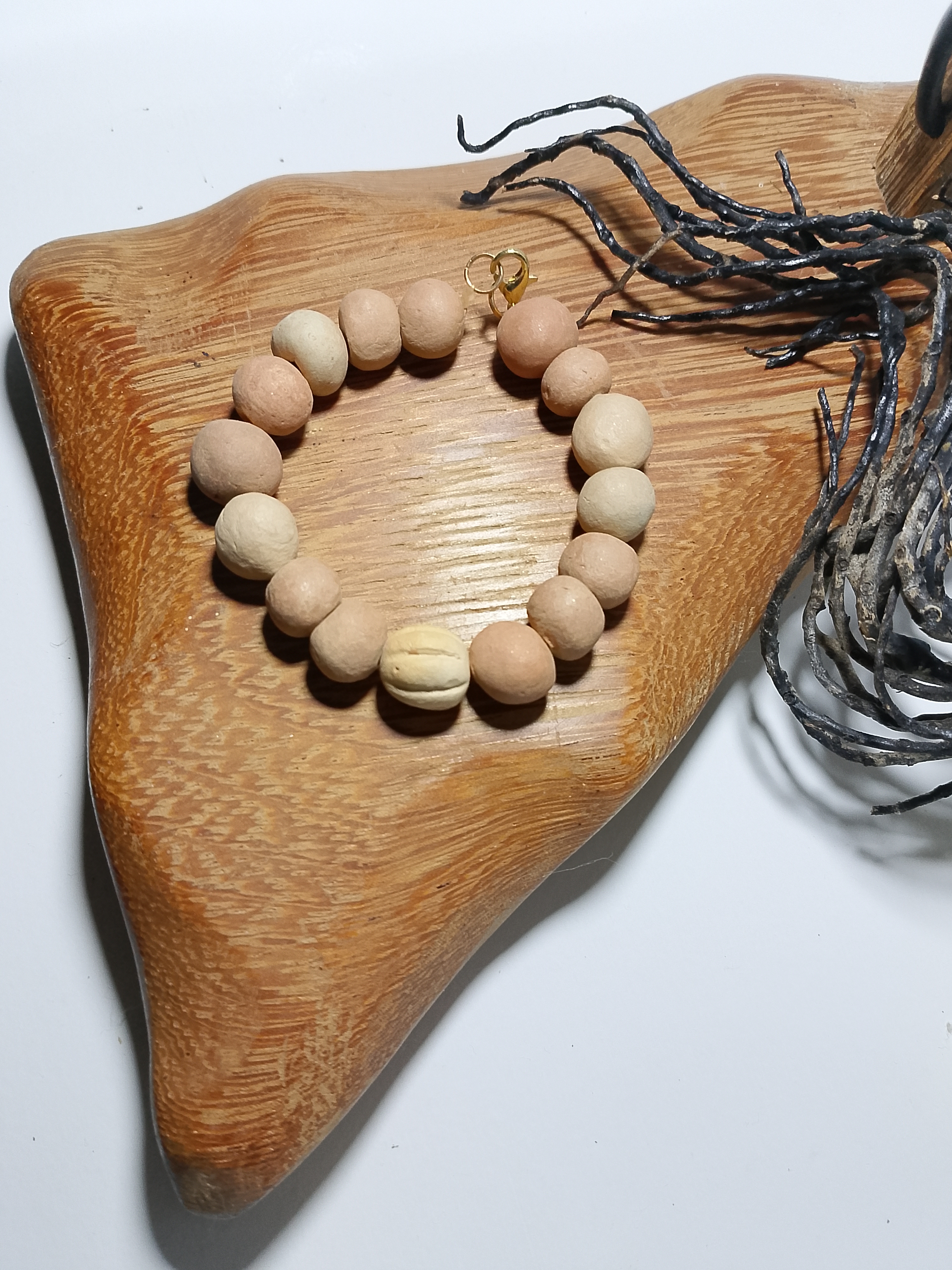 Trança do Quintal — Pulseira de cerâmica artesanal