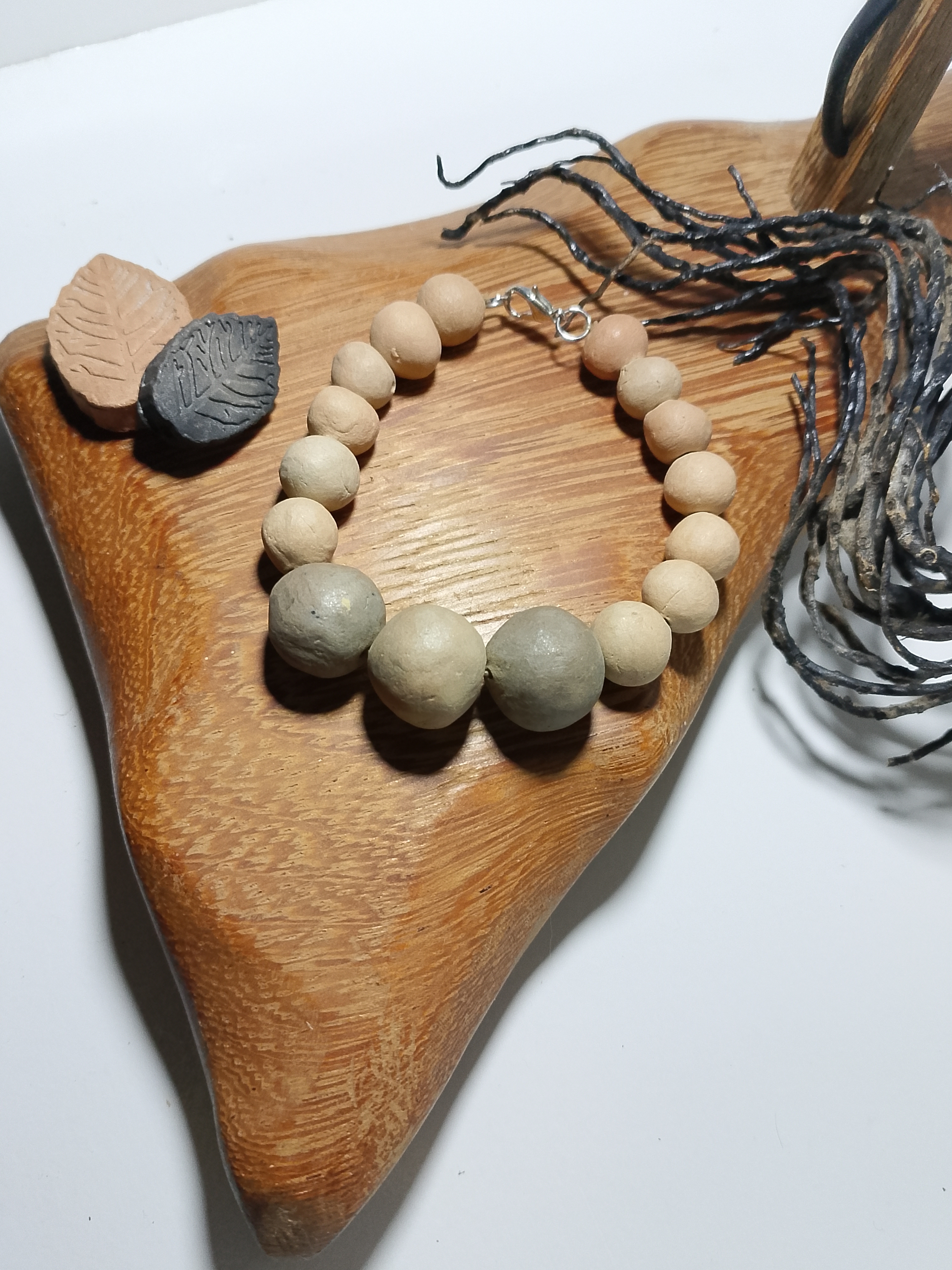 Centena do Dia — Pulseira de cerâmica artesanal